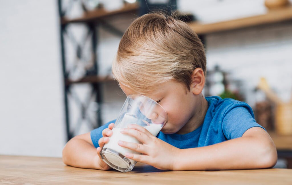 Crise da obesidade infantil global e o papel da indústria láctea