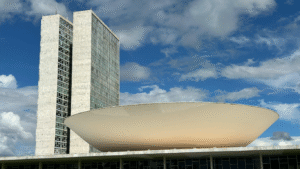 Endurecimento da legislação: Câmara dos deputados debate crime de adulteração de alimentos no Brasil