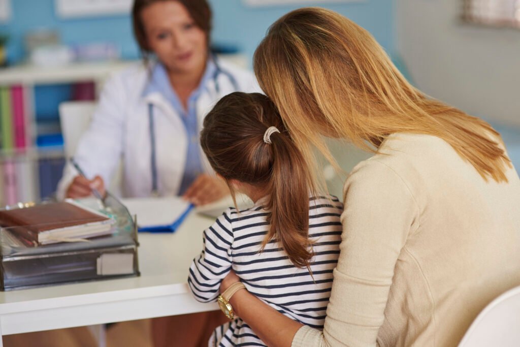 Intoxicação alimentar deixa milhares de doentes em escolas na Indonésia